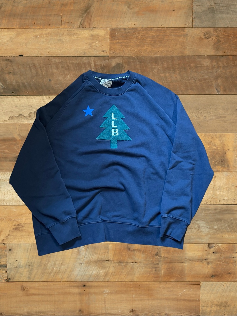 Navy L.L.Bean Tree Star Crewneck Sweatshirt XL Made in Canada 90s Y2K